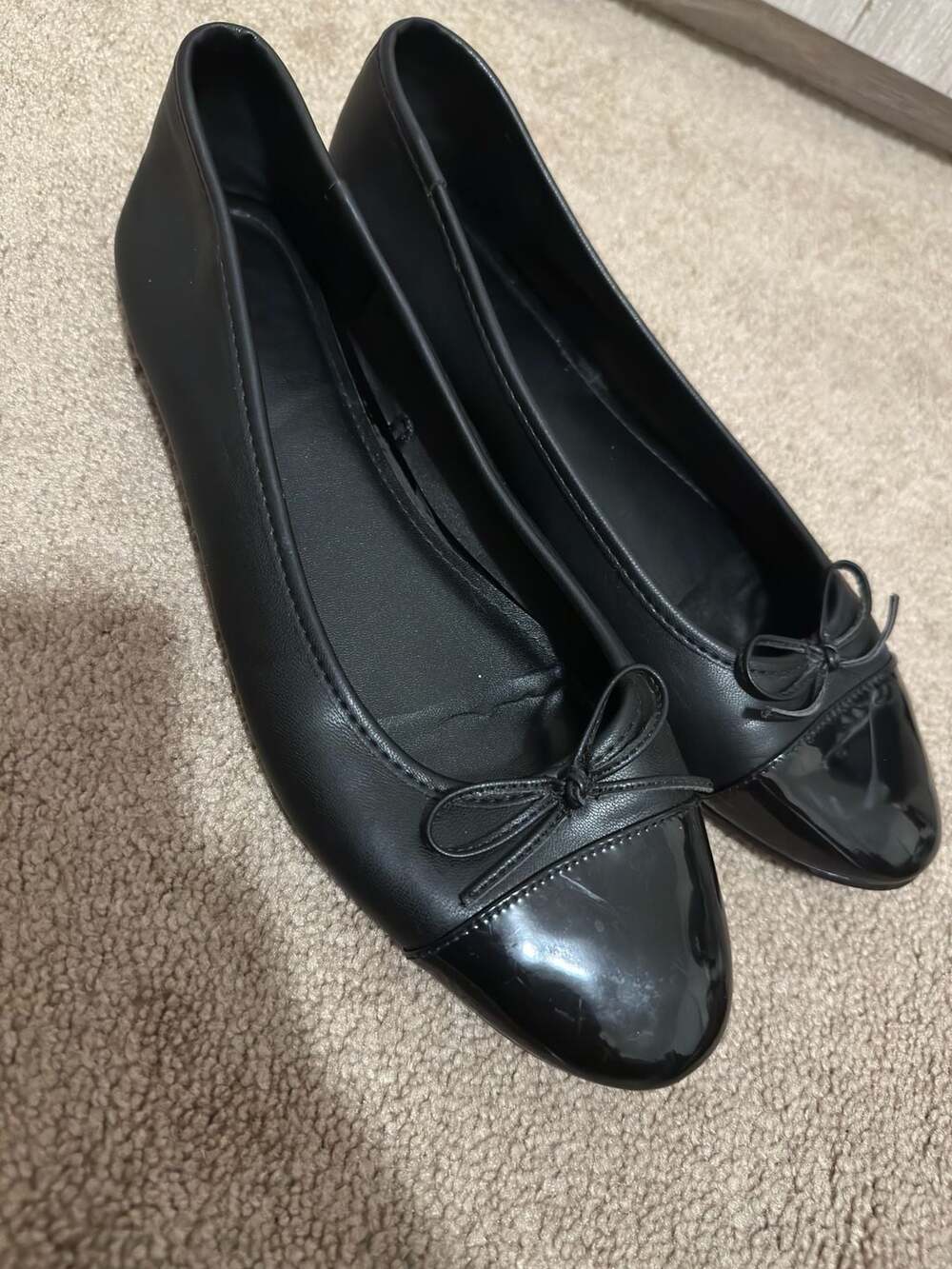 Black Ballet Flats with Patent Cap Toe and Bow Detail
